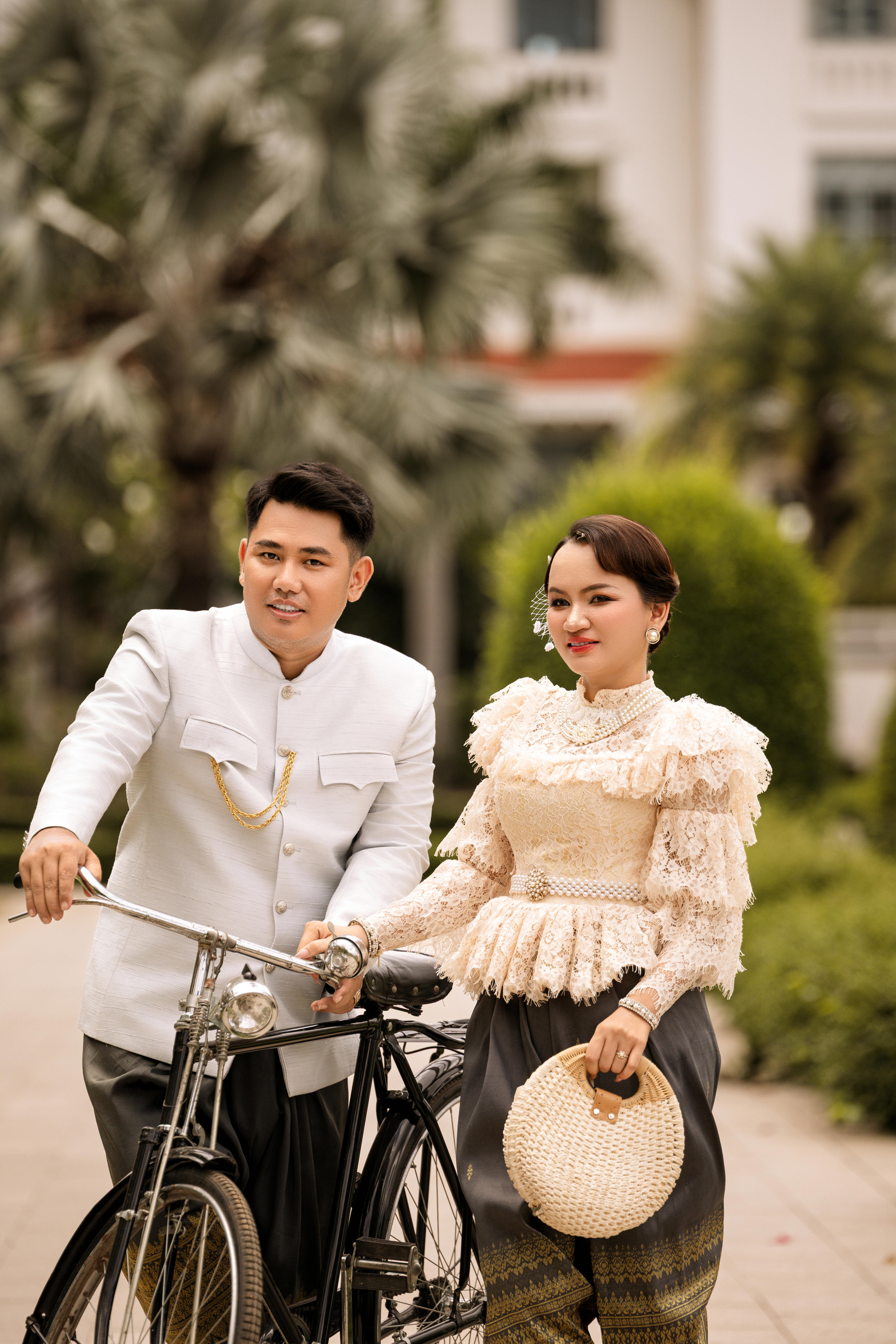 រូបអាពាហ៍ពិពាហ៍ 11